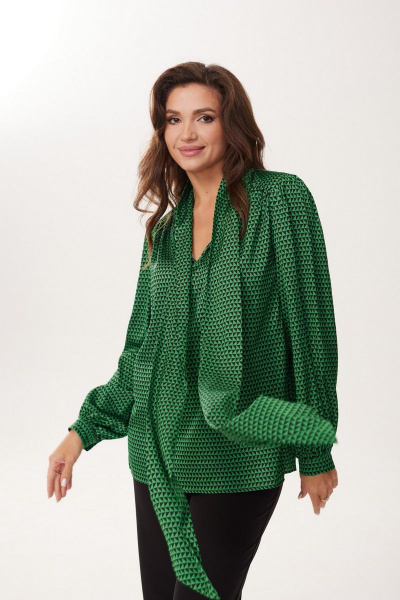 Нарядная блузка из атласной ткани с длинными рукавами MALI 623-073 изумруд - фото 9