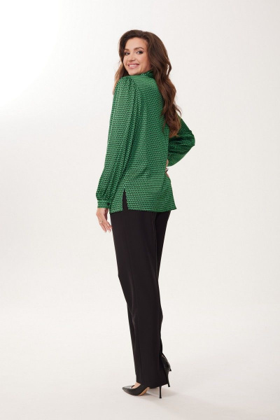 Нарядная блузка из атласной ткани с длинными рукавами MALI 623-073 изумруд - фото 6