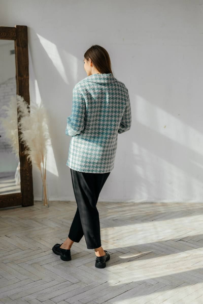 Бирюзовое двубортное полупальто с карманами Стильная леди М-666 бирюза - фото 8