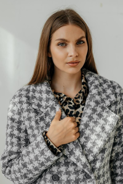 Полупальто двубортное серое демисезонное с карманами и классикой Стильная леди М-666 графит - фото 5