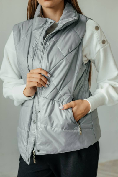 Жилет женский со стойкой, легкий на подкладке Стильная леди М-670 серый - фото 2