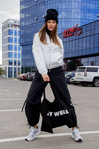 Белый водоотталкивающий бомбер с капюшоном и карманами DOGGI 9006 белый - фото 2