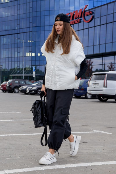 Стеганый жилет оверсайз с капюшоном и молнией DOGGI 0144 белый - фото 4