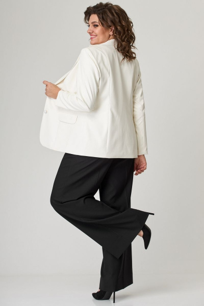 Деловой удлинённый жакет из экокожи на пуговицах БелЭльСтиль 203-2_83_22 экокожа молоко - фото 4