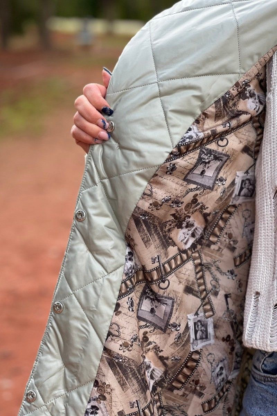 Стеганое пальто в миди длине с поясом и капюшоном в разных цветах S.O.L O Me М-И8 фисташковый - фото 4