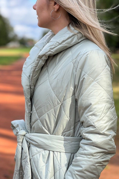 Стеганое пальто в миди длине с поясом и капюшоном в разных цветах S.O.L O Me М-И8 фисташковый - фото 3