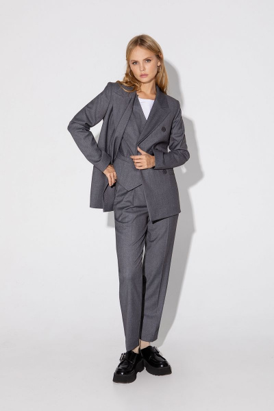 Классический костюм-тройка из вискозы и текстиля PiRS 4785 серый - фото 1