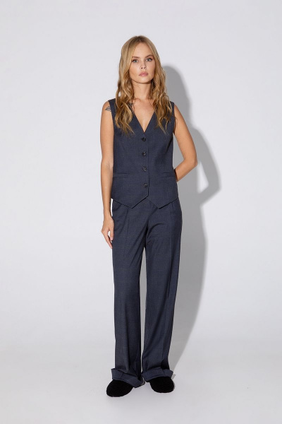 Жилет полуприлегающий из текстильной ткани PiRS 4793 серо-синяя клетка - фото 1