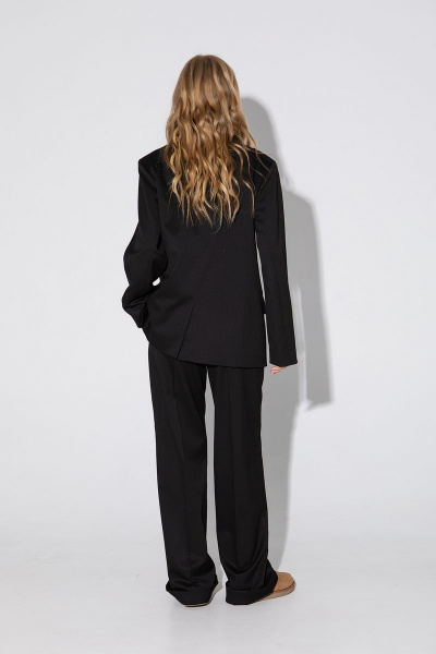 Бежевый костюм двойка из оверсайз жакета и брюк палаццо PiRS 4805 черный - фото 6
