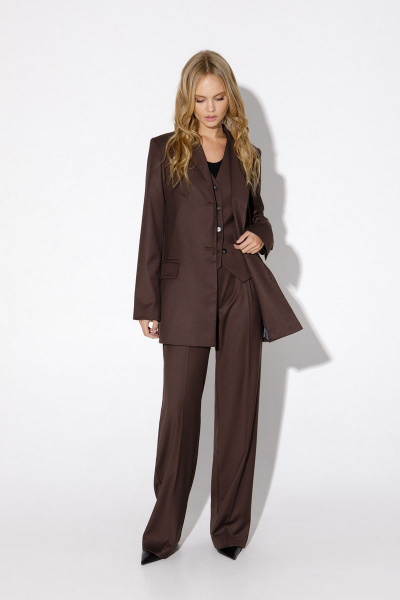 Брюки и жакет в деловом стиле с высокими шлицами PiRS 4822 шоколадный - фото 9
