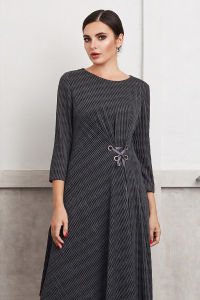 Нарядное асимметричное платье из трикотажа с шнуровкой Condra 10092 - фото 2