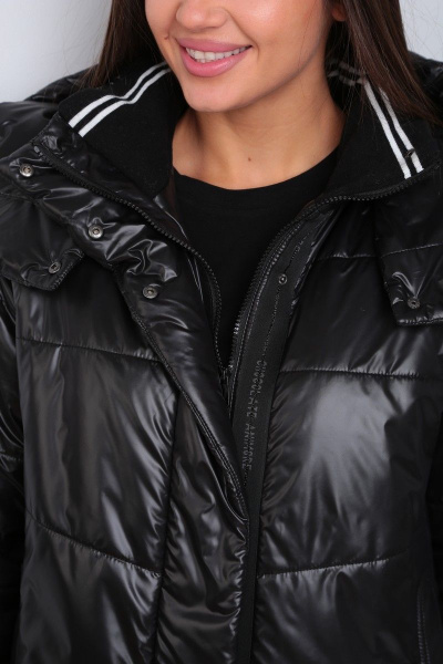 Демисезонное пальто из плащёвой ткани с капюшоном Диомант 1836 черный - фото 7