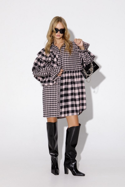 Платье рубашка клетка асимметричное с рукавами и воротником PiRS 4873 розовый - фото 4