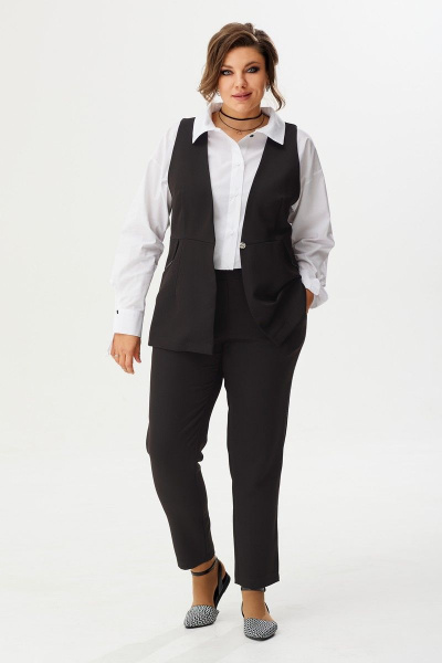 Стильный жилет из стрейчевого текстиля с блестящими клапанами BegiModa 7013 черный - фото 4