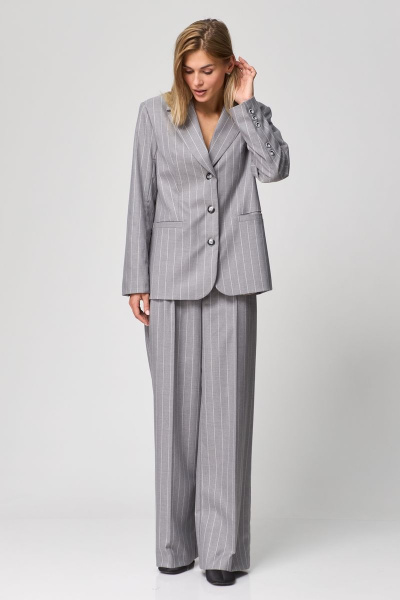 Двухпредметный костюм жакета и брюк из костюмной ткани THE NAME 2264 серый - фото 7