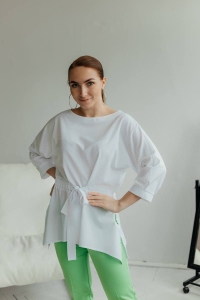 Летняя белая блузка с коротким рукавом и тесьмой на талии Стильная леди М-490 белый - фото 2