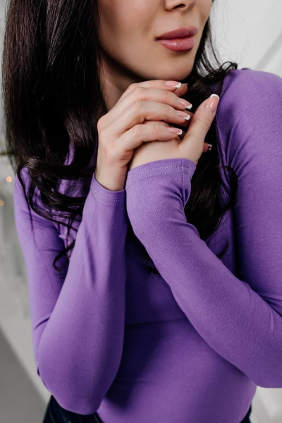 Женский приталенный лонгслив из хлопка для casual стиля Legend Style B-025 сиреневый - фото 2