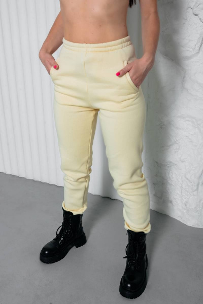 Женский спортивный костюм в ярком цвете из трикотажа Legend Style K-014 экрю - фото 6