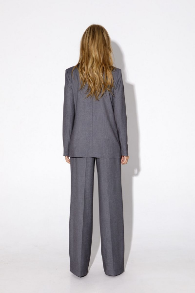 Костюм-тройка из классического жакета, топа и брюк для офиса PiRS 4915 - фото 10