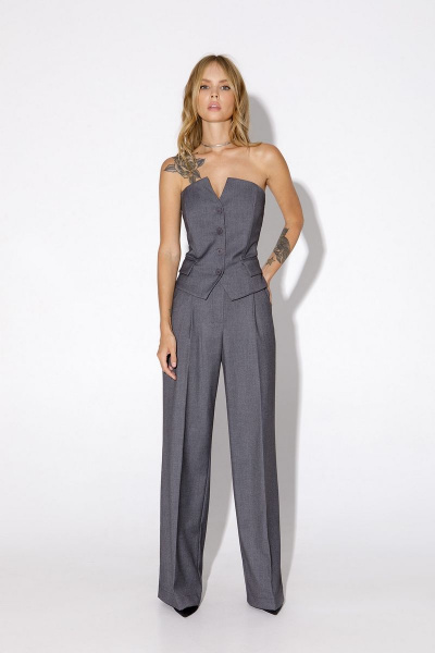 Костюм-тройка из классического жакета, топа и брюк для офиса PiRS 4915 - фото 4