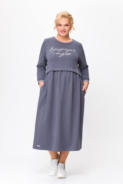 Трикотажное платье с декоративной печатью и сборкой по верхнему срезу Swallow 696 графит - фото 3