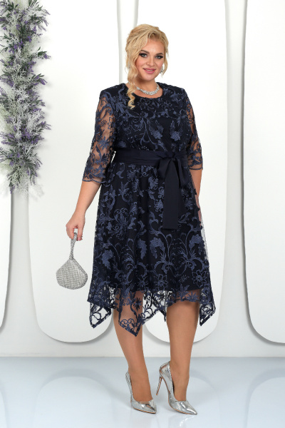 Нарядное расклешенное платье из гипюра и сатина Ninele 7431 синий - фото 2