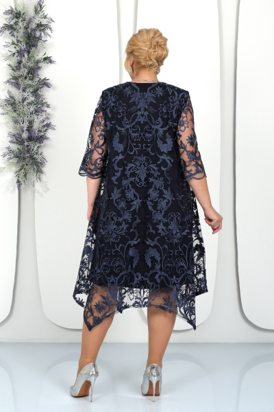 Нарядное расклешенное платье из гипюра и сатина Ninele 7431 синий - фото 6