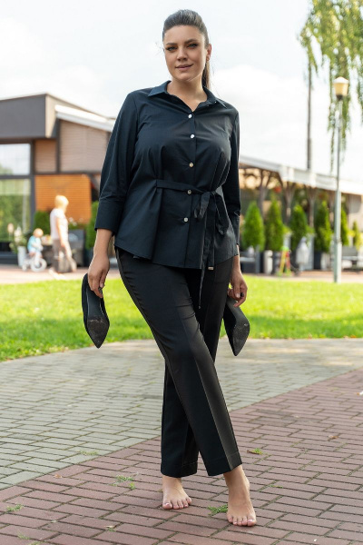 Блуза женская полурилегающего силуэта с застежкой на пуговицы Andina 116 - фото 13