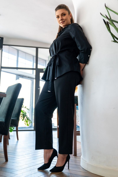 Блуза женская полурилегающего силуэта с застежкой на пуговицы Andina 116 - фото 11