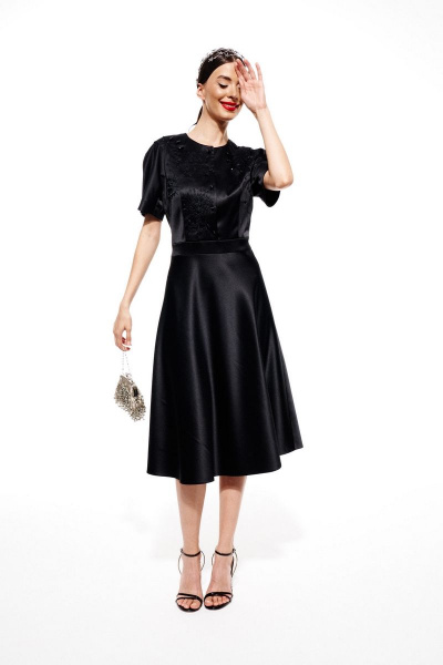 Платье приталенное миди с декоративной вышивкой ELLETTO 1974 черный - фото 3