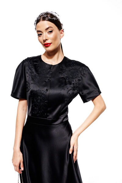 Платье приталенное миди с декоративной вышивкой ELLETTO 1974 черный - фото 2