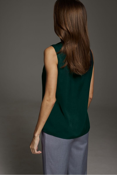 Топ из искусственного шелка с округлой горловиной DAVA 4194 изумруд - фото 3