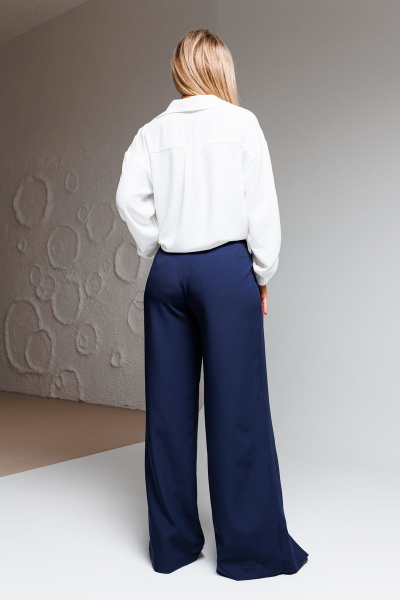 Рубашка свободного силуэта из текстиля для делового стиля Ambera Style 1061-1 молоко - фото 8