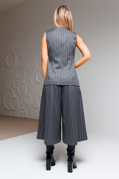 Жилет с застежкой на тесьму и юбка-брюки А-силуэта Ambera Style 2052 серый_полоска - фото 6