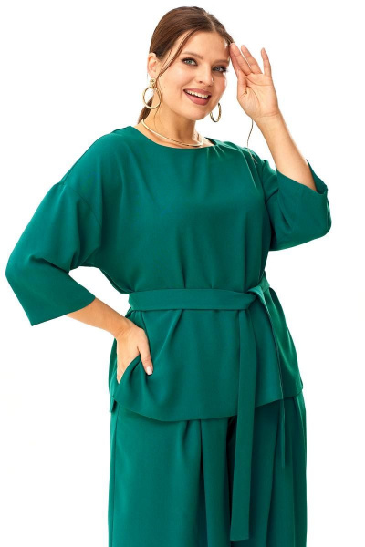 Брюки прямые с вставками и разрезами, свободная туника LaKona 11551 изумруд - фото 9