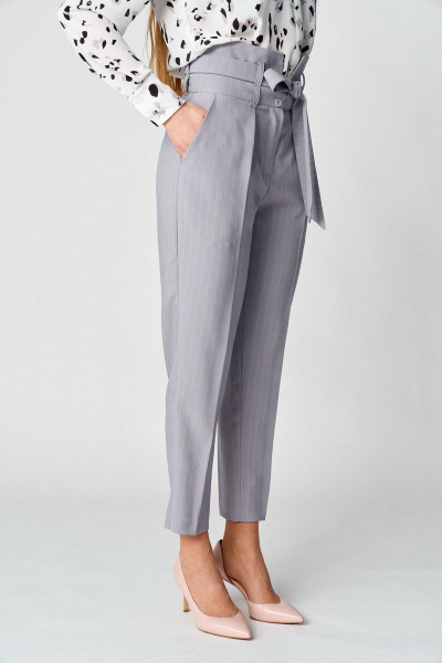 Брюки в полоску и облегающий джемпер в стиль спорт-шик Almirastyle 142 серый - фото 3