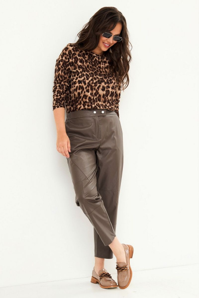 Брюки из экокожи свободного кроя с притачным поясом Магия моды 2370 коричневый - фото 4
