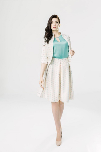 Укороченный жакет с высокой стойкой и прямым бортом S. Veles 5-32А17 - фото 1