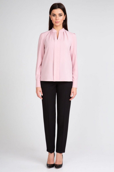 Деловая розовая блузка из легкой ткани с складками IVARI 405 пудра - фото 3
