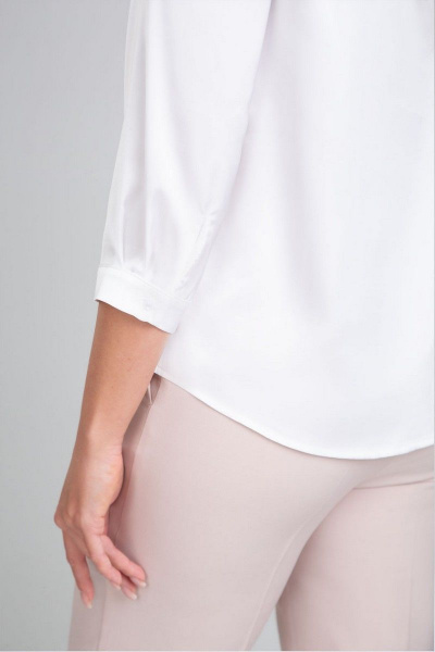 Белая свободная блузка из искусственного шелка с закруглением IVARI 417 белый - фото 8