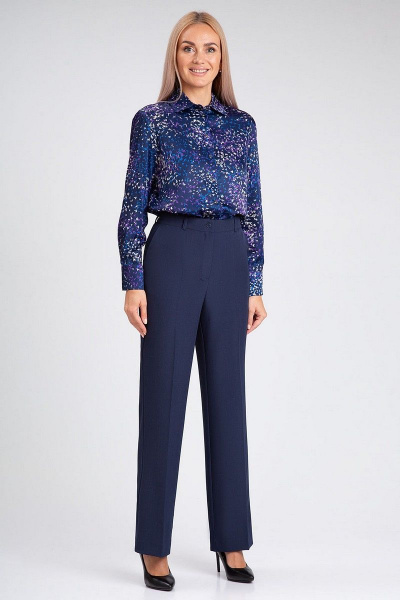 Деловой костюм-двойка из текстиля с высоким поясом IVARI 10609 темно-синий - фото 6