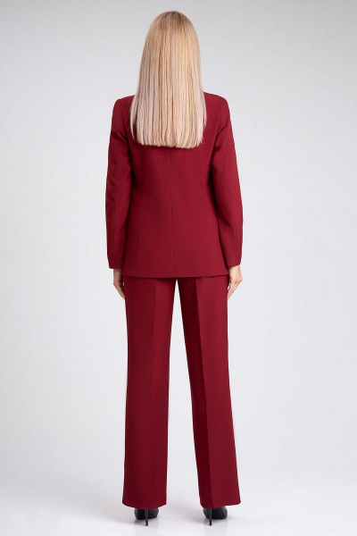 Красный костюм-двойка с талиевыми рельефами и карманами IVARI 10609 бордо - фото 4