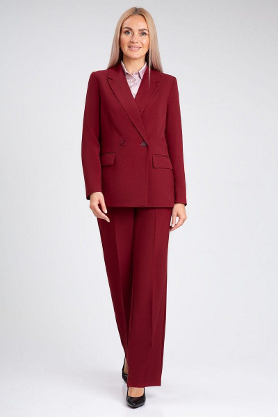 Красный костюм-двойка с талиевыми рельефами и карманами IVARI 10609 бордо - фото 2
