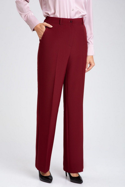 Красный костюм-двойка с талиевыми рельефами и карманами IVARI 10609 бордо - фото 8