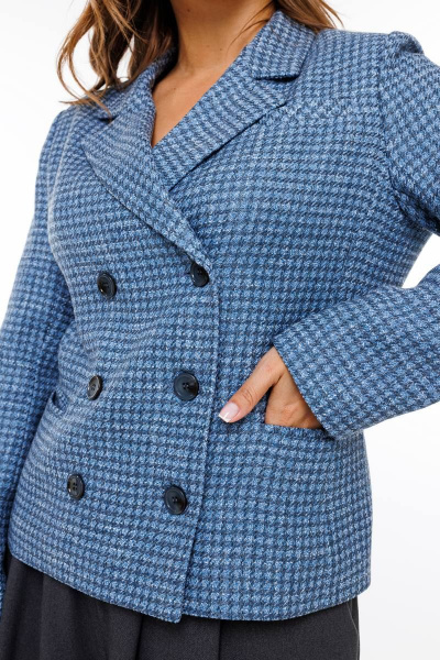 Комплект брюки-бермуды и жакет из текстиля с карманами и лацканами SandyNa 130566 голубой+графит - фото 5