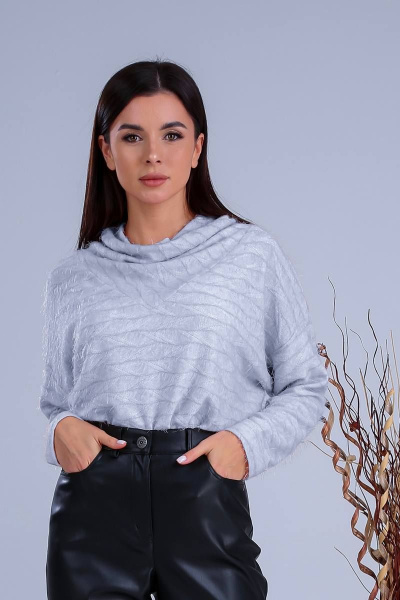 Демисезонный трикотажный джемпер с спущенными плечами Verita 2260 серый - фото 3