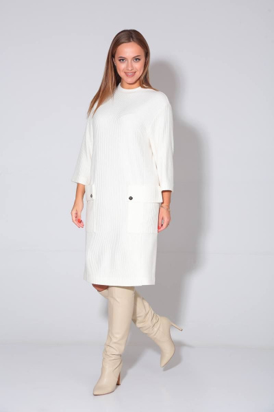 платье из трикотажа с карманами и воротником-стойкой TVIN 7769-1 молоко - фото 1