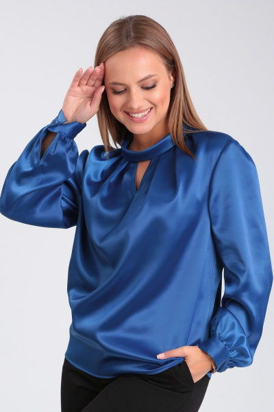 Блуза прямого силуэта из атласной ткани с капелькой Angelina & Сompany 907 - фото 3