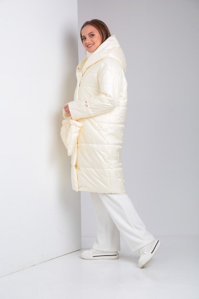 Лёгкое демисезонное пальто из плащёвой ткани с капюшоном Диомант 1925 экрю - фото 10