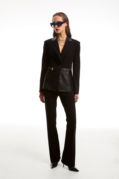 Брюки расширенные с кантом и рельефами на задних половинках DAVYDOV 6366 - фото 1